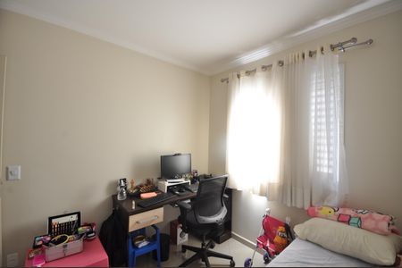Apartamento à venda com 78m², 3 quartos e 2 vagasQuarto 1