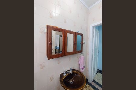 Casa à venda com 179m², 3 quartos e 2 vagasBanheiro Social 1