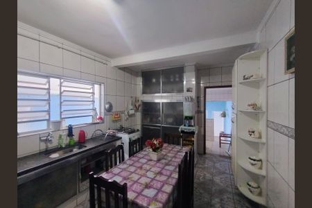 Casa à venda com 179m², 3 quartos e 2 vagasCozinha