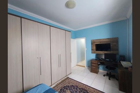 Casa à venda com 179m², 3 quartos e 2 vagasQuarto 2