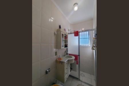 Casa à venda com 179m², 3 quartos e 2 vagasBanheiro Social 2