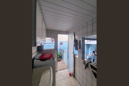 Casa à venda com 179m², 3 quartos e 2 vagasÁrea de serviço