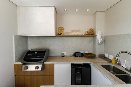 Apartamento à venda com 192m², 4 quartos e 4 vagas Apartamento à venda com 192m², 4 quartos e 4 vagasCobertura - área gourmet