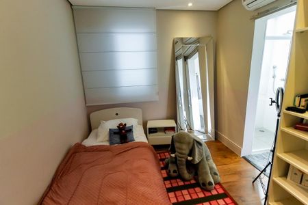 Apartamento à venda com 192m², 4 quartos e 4 vagas Apartamento à venda com 192m², 4 quartos e 4 vagasSuíte 1