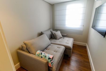 Apartamento à venda com 192m², 4 quartos e 4 vagas Apartamento à venda com 192m², 4 quartos e 4 vagasQuarto 2