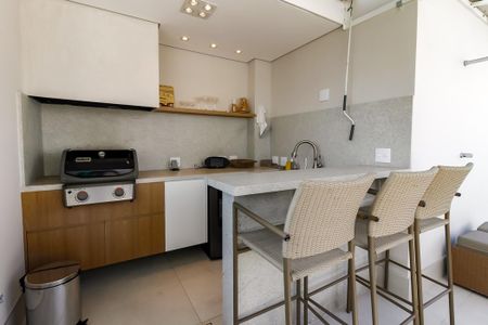 Apartamento à venda com 192m², 4 quartos e 4 vagas Apartamento à venda com 192m², 4 quartos e 4 vagasCobertura - área gourmet
