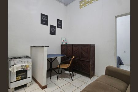 Sala/Cozinha de kitnet/studio para alugar com 1 quarto, 35m² em Centro, Salvador
