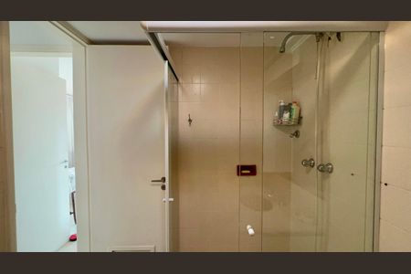 Apartamento à venda com 160m², 4 quartos e 2 vagasBanheiro Social