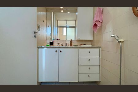 Apartamento à venda com 160m², 4 quartos e 2 vagasBanheiro da Suíte 3