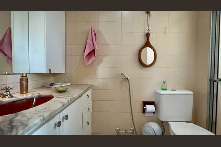 Apartamento à venda com 160m², 4 quartos e 2 vagasBanheiro da Suíte 3