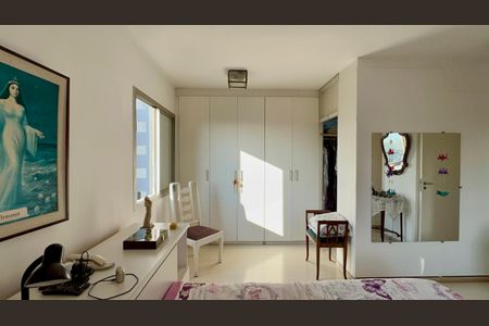 Apartamento à venda com 160m², 4 quartos e 2 vagasSuíte 3