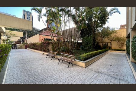 Apartamento à venda com 160m², 4 quartos e 2 vagasEntrada