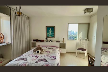 Apartamento à venda com 160m², 4 quartos e 2 vagasSuíte 3