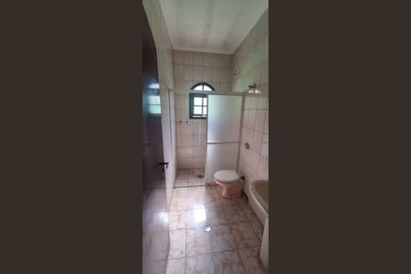 Banheiro de casa à venda com 2 quartos, 211m² em Parque Oratório, Santo André