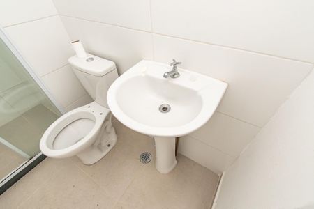 Apartamento para alugar com 35m², 2 quartos e sem vaga Apartamento para alugar com 35m², 2 quartos e sem vagaBanheiro