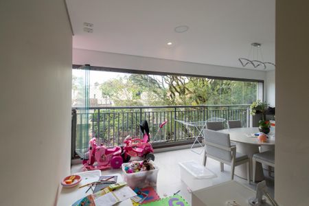 Apartamento à venda com 115m², 3 quartos e 2 vagasVista da Suíte 2