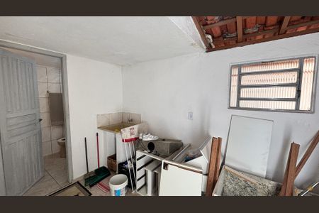 Casa à venda com 250m², 3 quartos e 3 vagasCasa Fundos - Area de Serviço