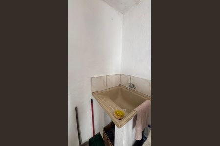 Casa à venda com 250m², 3 quartos e 3 vagasCasa Fundos - Area de Serviço