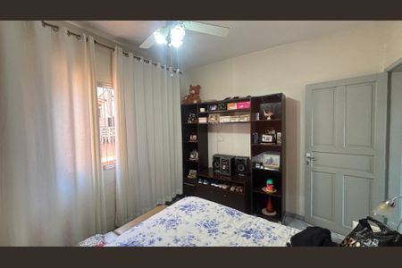 Casa à venda com 250m², 3 quartos e 3 vagasQuarto 2