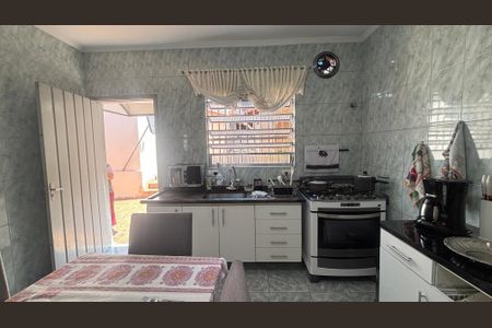 Casa à venda com 250m², 3 quartos e 3 vagasCozinha
