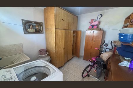 Casa à venda com 250m², 3 quartos e 3 vagasÁrea de Serviço