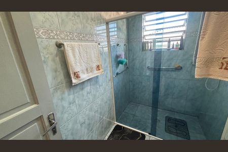 Casa à venda com 250m², 3 quartos e 3 vagasBanheiro