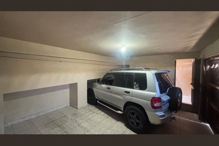 Casa à venda com 250m², 3 quartos e 3 vagasGaragem