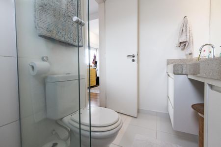 Apartamento à venda com 96m², 2 quartos e 2 vagas Apartamento à venda com 96m², 2 quartos e 2 vagasBanheiro 2