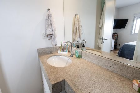 Apartamento à venda com 96m², 2 quartos e 2 vagas Apartamento à venda com 96m², 2 quartos e 2 vagasBanheiro 2