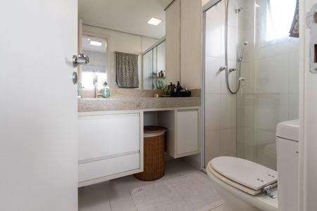 Apartamento à venda com 96m², 2 quartos e 2 vagas Apartamento à venda com 96m², 2 quartos e 2 vagasBanheiro 2