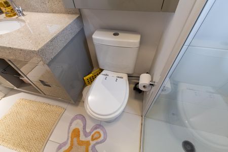 Apartamento à venda com 96m², 2 quartos e 2 vagas Apartamento à venda com 96m², 2 quartos e 2 vagasBanheiro