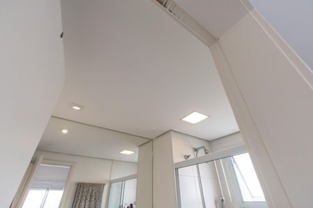 Apartamento à venda com 96m², 2 quartos e 2 vagas Apartamento à venda com 96m², 2 quartos e 2 vagasBanheiro 2