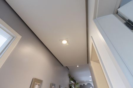 Apartamento à venda com 96m², 2 quartos e 2 vagas Apartamento à venda com 96m², 2 quartos e 2 vagasCorredor