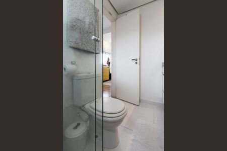 Apartamento à venda com 96m², 2 quartos e 2 vagas Apartamento à venda com 96m², 2 quartos e 2 vagasBanheiro 2