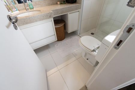 Apartamento à venda com 96m², 2 quartos e 2 vagas Apartamento à venda com 96m², 2 quartos e 2 vagasBanheiro 2