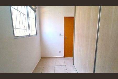 Quarto 2 de apartamento para alugar com 2 quartos, 45m² em São Gabriel, Belo Horizonte