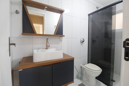 Banheiro de apartamento para alugar com 2 quartos, 59m² em Cristo Redentor, Porto Alegre