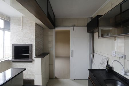 Cozinha de apartamento para alugar com 2 quartos, 59m² em Cristo Redentor, Porto Alegre