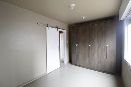 Quarto 1 de apartamento para alugar com 2 quartos, 59m² em Cristo Redentor, Porto Alegre