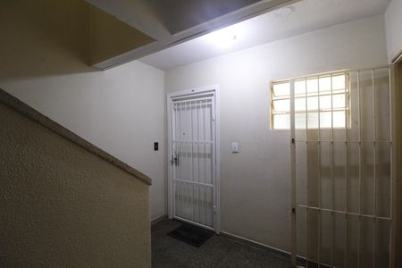 Corredor de apartamento para alugar com 2 quartos, 59m² em Cristo Redentor, Porto Alegre