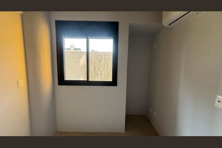 Apartamento à venda com 90m², 2 quartos e 2 vagas Apartamento à venda com 90m², 2 quartos e 2 vagasQuarto