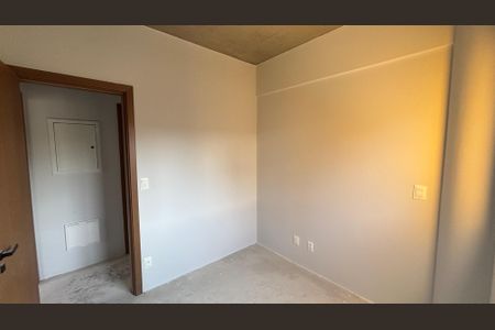 Apartamento à venda com 90m², 2 quartos e 2 vagas Apartamento à venda com 90m², 2 quartos e 2 vagasQuarto