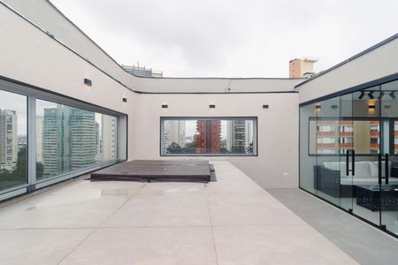 Apartamento à venda com 307m², 3 quartos e 3 vagas Apartamento à venda com 307m², 3 quartos e 3 vagasCobertura