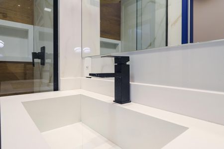 Apartamento à venda com 307m², 3 quartos e 3 vagas Apartamento à venda com 307m², 3 quartos e 3 vagasBanheiro