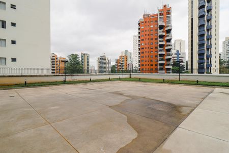 Apartamento à venda com 307m², 3 quartos e 3 vagas Apartamento à venda com 307m², 3 quartos e 3 vagasÁrea comum