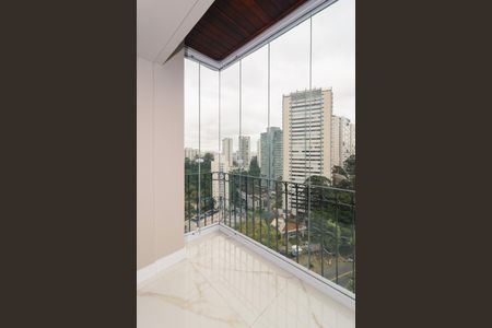 Apartamento à venda com 307m², 3 quartos e 3 vagas Apartamento à venda com 307m², 3 quartos e 3 vagasSala