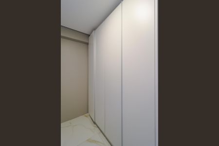 Apartamento à venda com 307m², 3 quartos e 3 vagas Apartamento à venda com 307m², 3 quartos e 3 vagasÁrea de Serviço