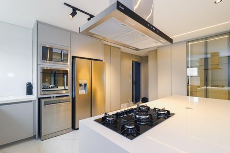 Apartamento à venda com 307m², 3 quartos e 3 vagas Apartamento à venda com 307m², 3 quartos e 3 vagasCozinha