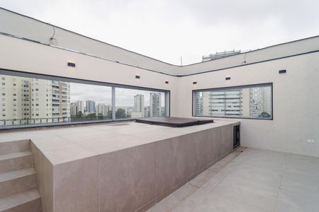 Apartamento à venda com 307m², 3 quartos e 3 vagas Apartamento à venda com 307m², 3 quartos e 3 vagasCobertura