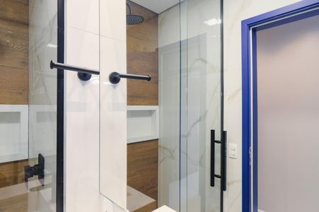 Apartamento à venda com 307m², 3 quartos e 3 vagas Apartamento à venda com 307m², 3 quartos e 3 vagasBanheiro